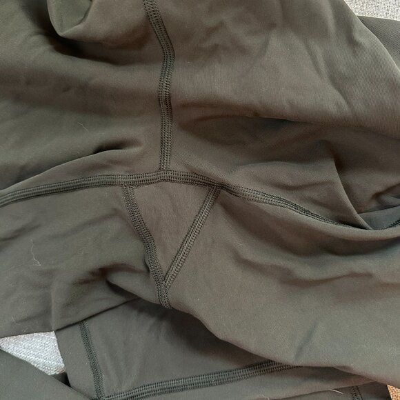 Lululemon Speed Up Tight - Full Length - Picture 6 of 7